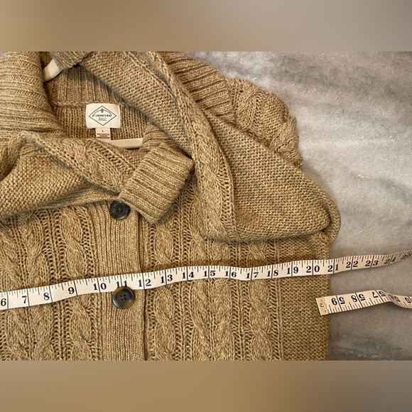 St. John’s Bay Size L Tan Cable Knit Collared Button Front Cozy Cardigan Sweater - Picture 6 of 9
